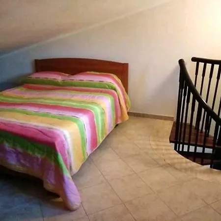 Dom wakacyjny Costanzo Campofelice Di Roccella
